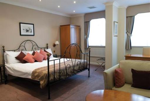 фото отеля The Best Western Russell Hotel