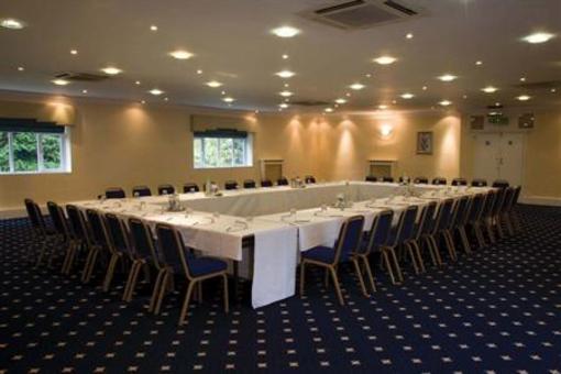 фото отеля The Best Western Russell Hotel