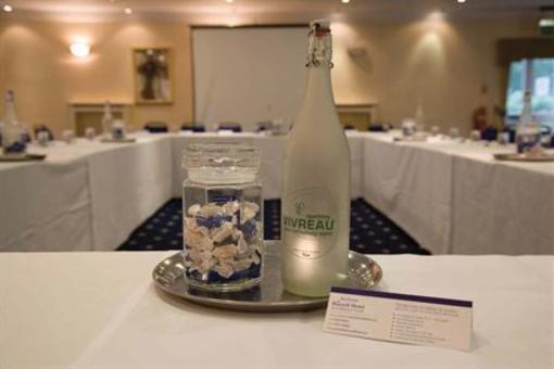 фото отеля The Best Western Russell Hotel