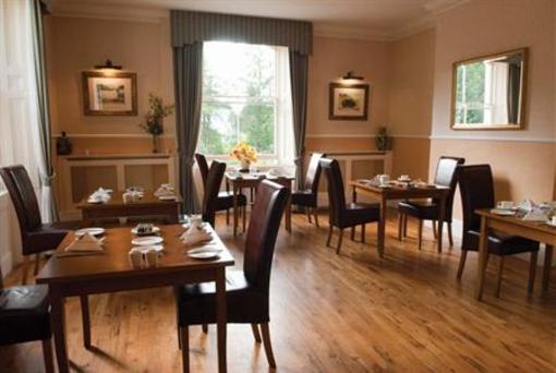 фото отеля The Best Western Russell Hotel