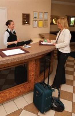 фото отеля The Best Western Russell Hotel