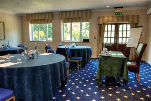 фото отеля The Best Western Russell Hotel