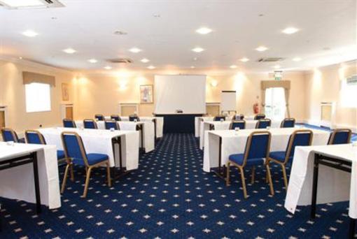 фото отеля The Best Western Russell Hotel