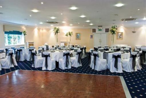 фото отеля The Best Western Russell Hotel
