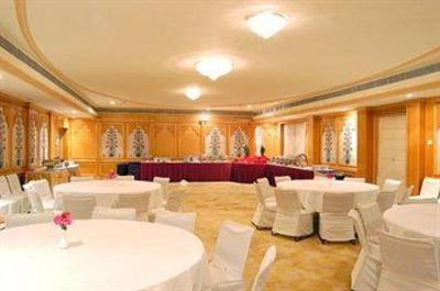 фото отеля Hotel Park Land Safdarjung Enclave New Delhi