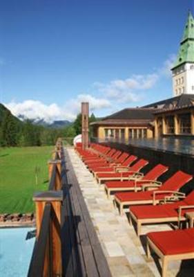 фото отеля Schloss Elmau Luxury Spa & Cultural Hideaway