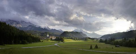 фото отеля Schloss Elmau Luxury Spa & Cultural Hideaway