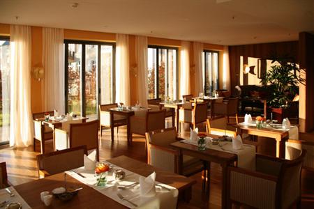 фото отеля Schloss Elmau Luxury Spa & Cultural Hideaway
