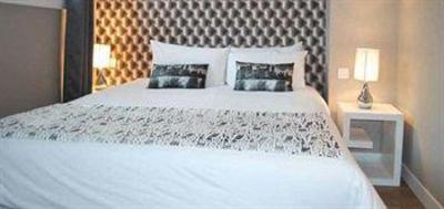 фото отеля Hotel Saint Sernin