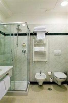 фото отеля Arcom Palace