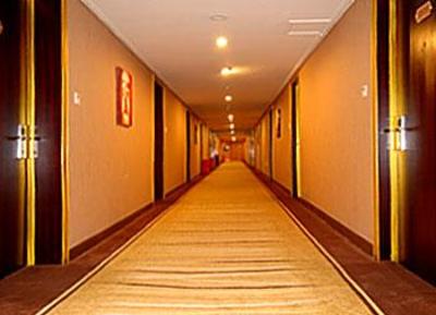 фото отеля Jinda Hotel