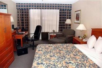 фото отеля Holiday Inn Halifax Harbourview