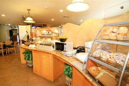 фото отеля Best Western Plus North Las Vegas Inn and Suites