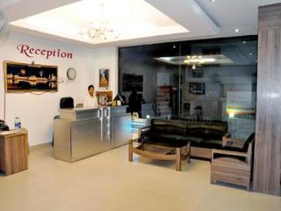 фото отеля Hotel Sukhman International