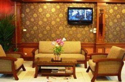 фото отеля NNC Patong Inn