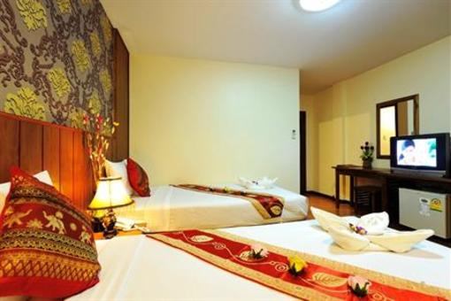 фото отеля NNC Patong Inn