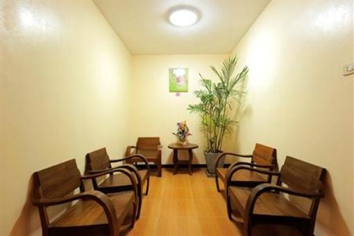 фото отеля NNC Patong Inn