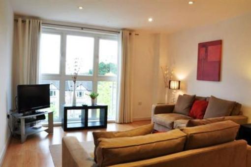 фото отеля Flexi-Lets@Park Heights, Woking