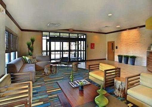 фото отеля Comfort Suites Bossier City