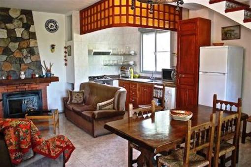 фото отеля Hostal El Pirineo