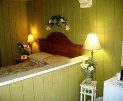 фото отеля Swiss Chalets Motel Hope