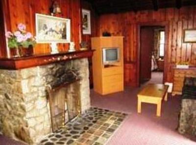 фото отеля Swiss Chalets Motel Hope