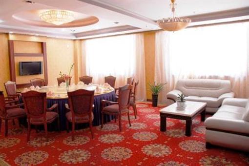 фото отеля Tibet Baiyi Hotel