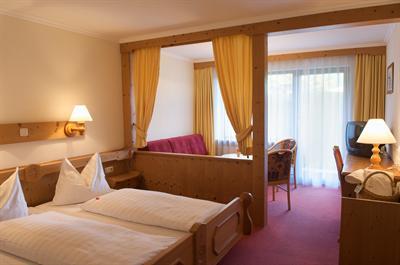 фото отеля Sport-, Kur- und Tennishotel Tannenhof