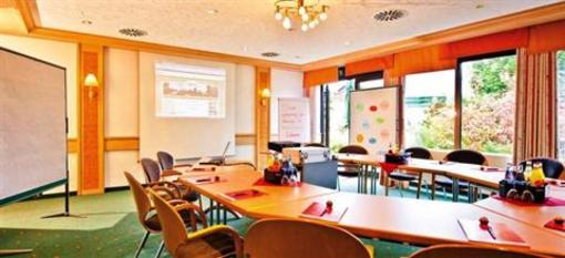 фото отеля Gasthof Lowen Hotel Melchnau