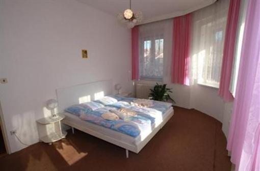 фото отеля Hotel Srejber Cerveny Kostelec