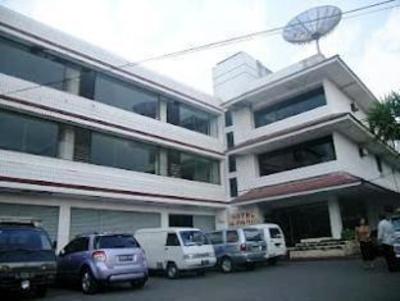 фото отеля Plaza Hotel Salatiga