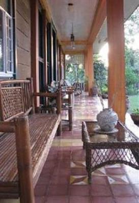 фото отеля Majayjay Bed and Breakfast