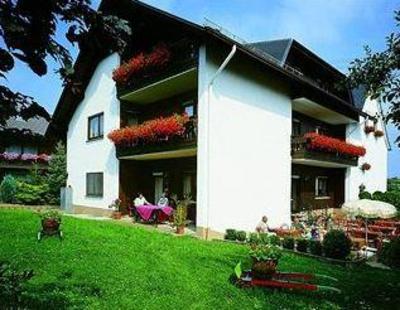 фото отеля Landgasthaus Waldesruh Welschneudorf