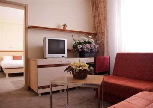 фото отеля Hotel Javor Kusici