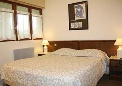 фото отеля Hotel La Dousseine Anet