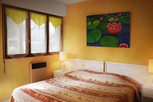 фото отеля Hotel La Dousseine Anet