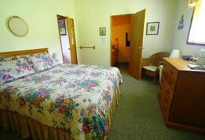 фото отеля Moon and Sixpence B&B