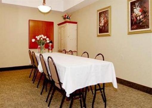 фото отеля Econo Lodge Cornersville