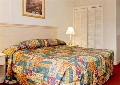 фото отеля Econo Lodge Cornersville