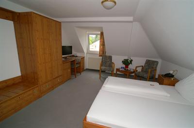фото отеля Hotel Garni Rosbach