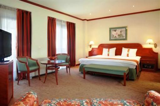 фото отеля Holiday Inn Thessaloniki