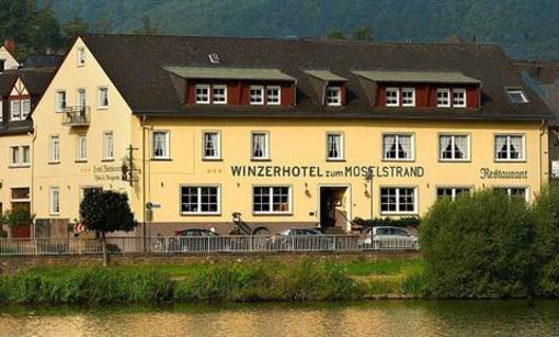 фото отеля Winzerhotel zum Moselstrand
