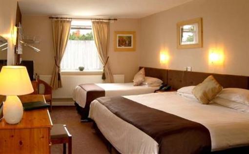 фото отеля The Ship Hotel Wirral