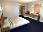 фото отеля Travelodge Ringwood