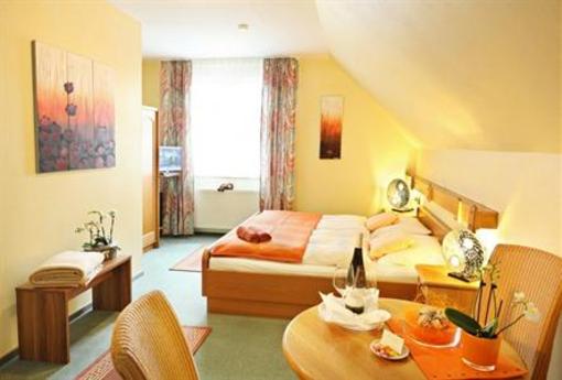 фото отеля Landhotel Sonnenhof Garni