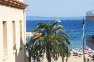 фото отеля L'Oustaou Le Lavandou