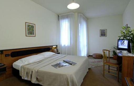 фото отеля Albergo Ristorante Cicin Casale Corte Cerro
