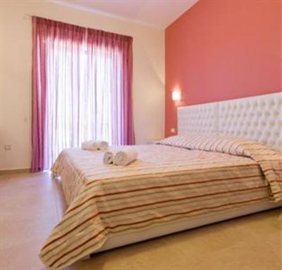 фото отеля Aenaon Apartments