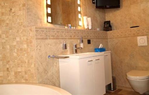 фото отеля C.R. Living Apartment Haar