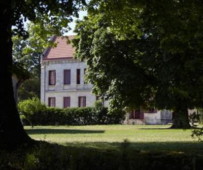 фото отеля Chateau Lavergne-Dulong - Chambres d'Hotes